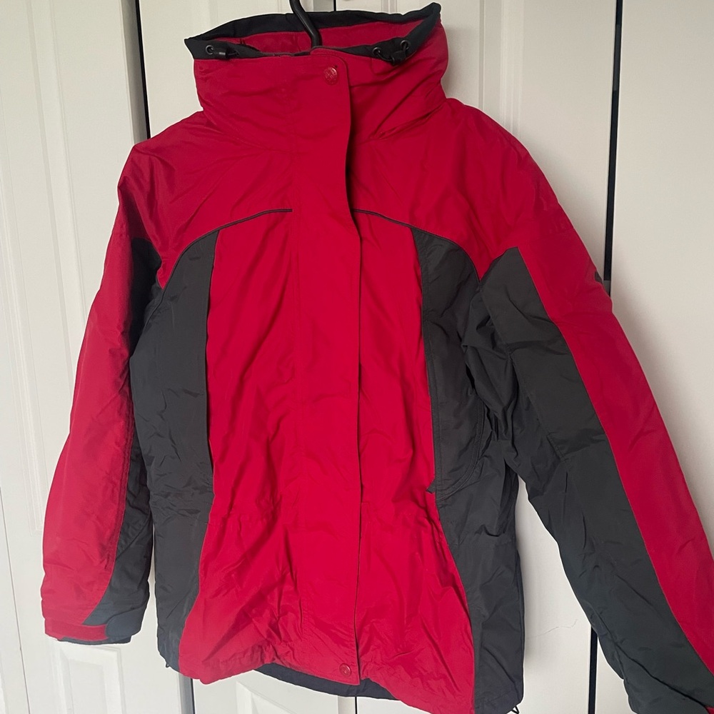 Columbia Interchange 3 in 1 Women's Medium Red and Black jacket